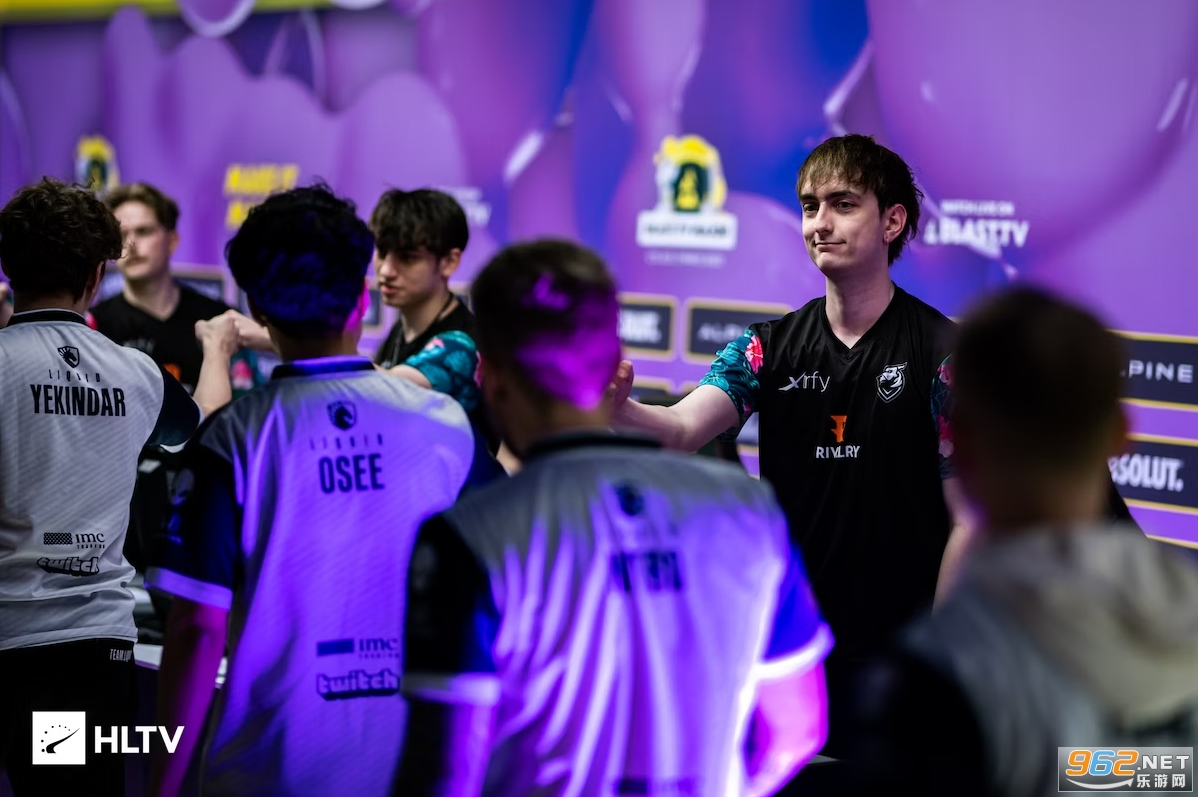 戰隊運營(yíng)與商業(yè)合作